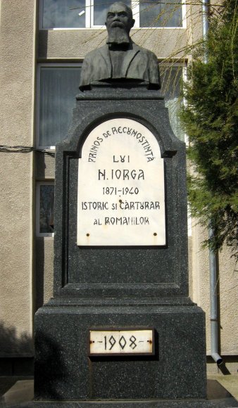 Bustul lui Nicolae Iorga 1936